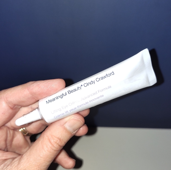 Meaningful Beauty Lifting Eye Crème Advanced Formula for Under Eye Care - Picture 1 of 2